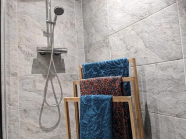 wet room 1